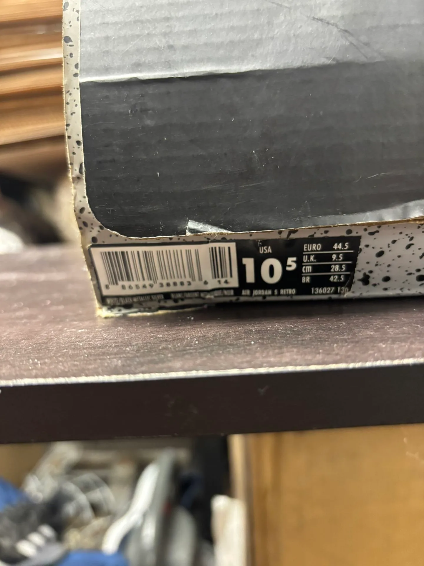 Air Jordan 5 White Metallic image indicator(5)