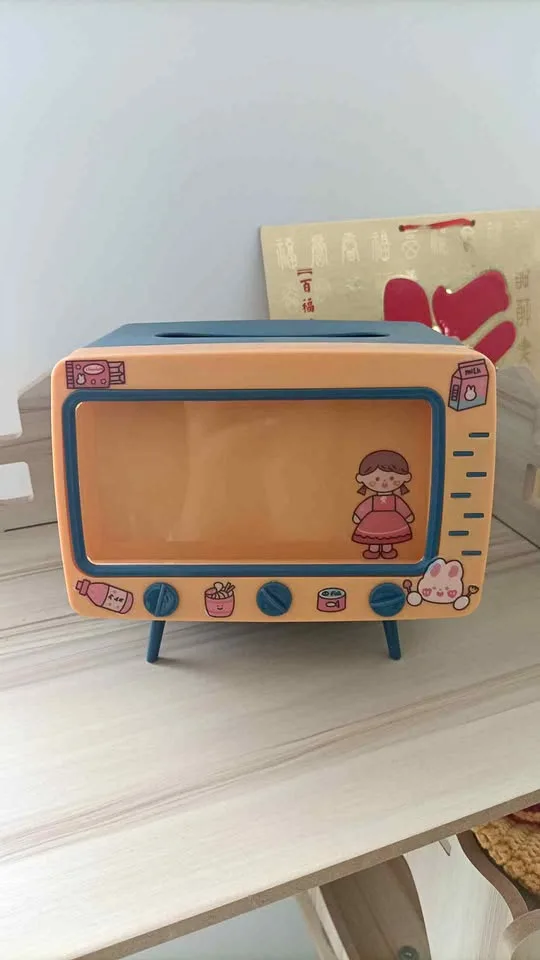 ‼️NEED GONE ASAP‼️Facial Tissue Holder - $5 thumbnail