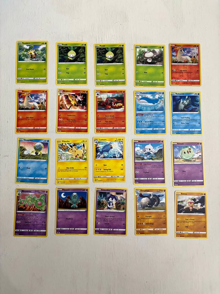 Pokémon Trading Cards Silver Tempest 31/195 cards, 33 total