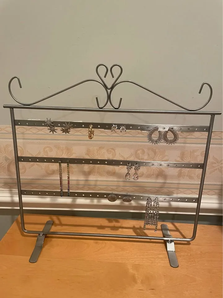 Earrings display and organizer image indicator(5)