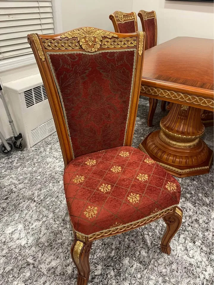 Beautiful Dining Room image indicator(4)