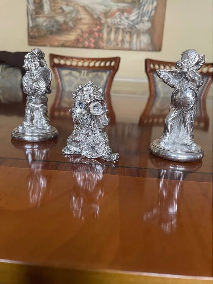 3 pcs collection of silver plated sculptures of clowns musicians - photo 2