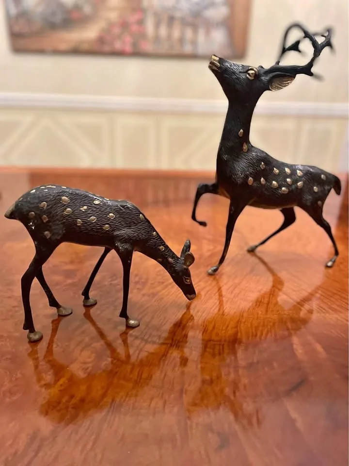 Pairs of brass deers thumbnail