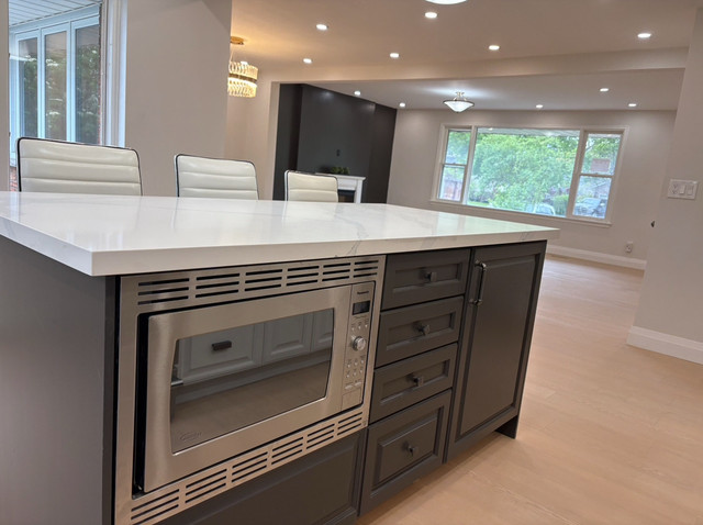 Furnished 4 bedrooms house near trillium hospital for rent. - photo 4