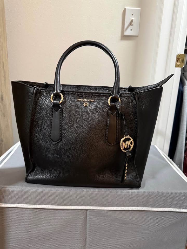 Purse sale!!! - photo 3
