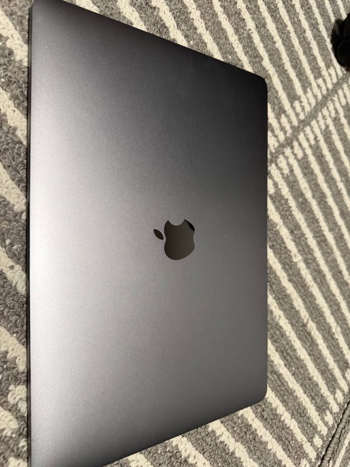 MacBook pro - photo 5