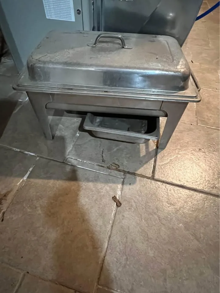 Stainless Chaffing dish for sale image indicator(2)