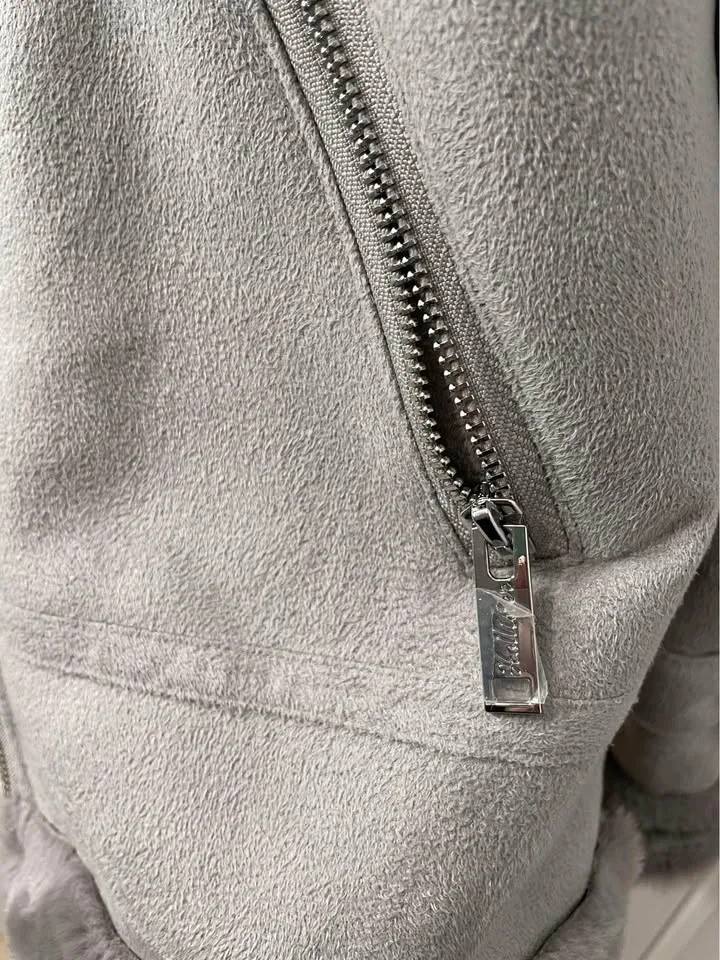 BRAND NEW* Grey Faux Fur/Suede Hollister Jacket - Small image indicator(6)