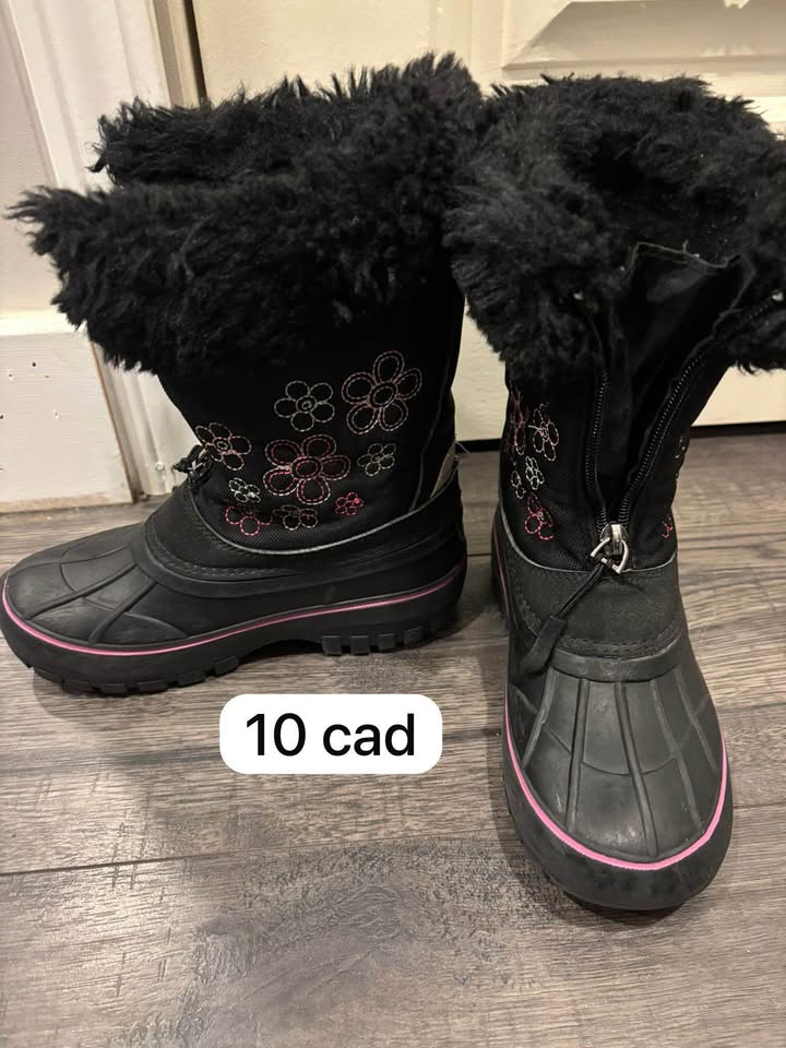 Boots woman and girl - photo 4