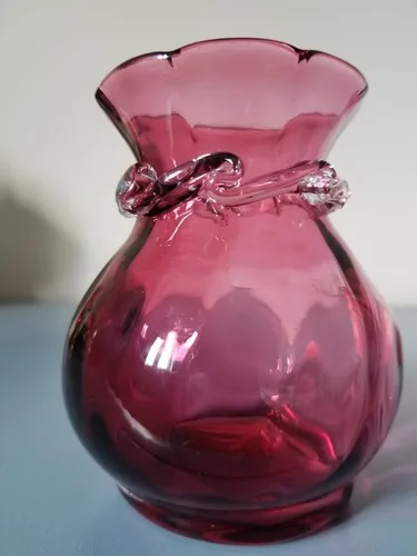Vintage Pilgrim Cranberry Blown Glass Vase image indicator(5)