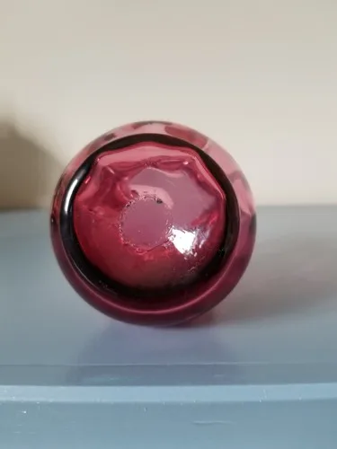 Vintage Pilgrim Cranberry Blown Glass Vase image indicator(9)