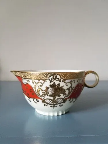 Beautiful Vintage Meito China Japanese porcelain creamer.