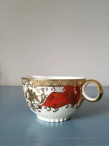 Beautiful Vintage Meito China Japanese porcelain creamer. image indicator(3)