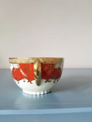 Beautiful Vintage Meito China Japanese porcelain creamer. image indicator(4)