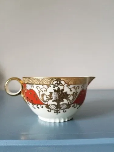 Beautiful Vintage Meito China Japanese porcelain creamer. image indicator(6)