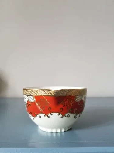 Beautiful Vintage Meito China Japanese porcelain creamer. image indicator(8)