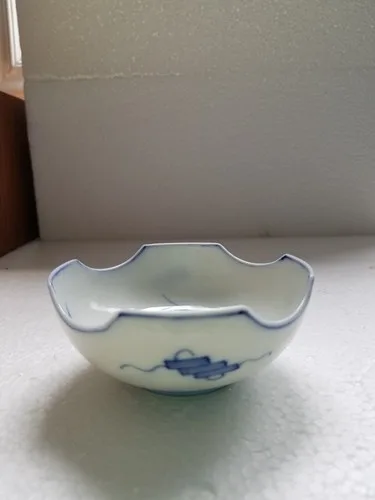 Vintage Meiji/Taisho era Blue/White Porcelain Dish image indicator(5)