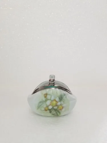 Vintage 1973 Signed Miniature Hand-painted Change Purse Excellen image indicator(2)