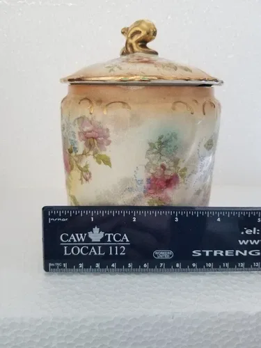 Antique Royal Devon Sugar Bowl image indicator(10)