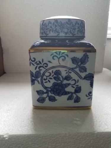 Blue & white ceramic jar, Three Hands Corp. image indicator(3)