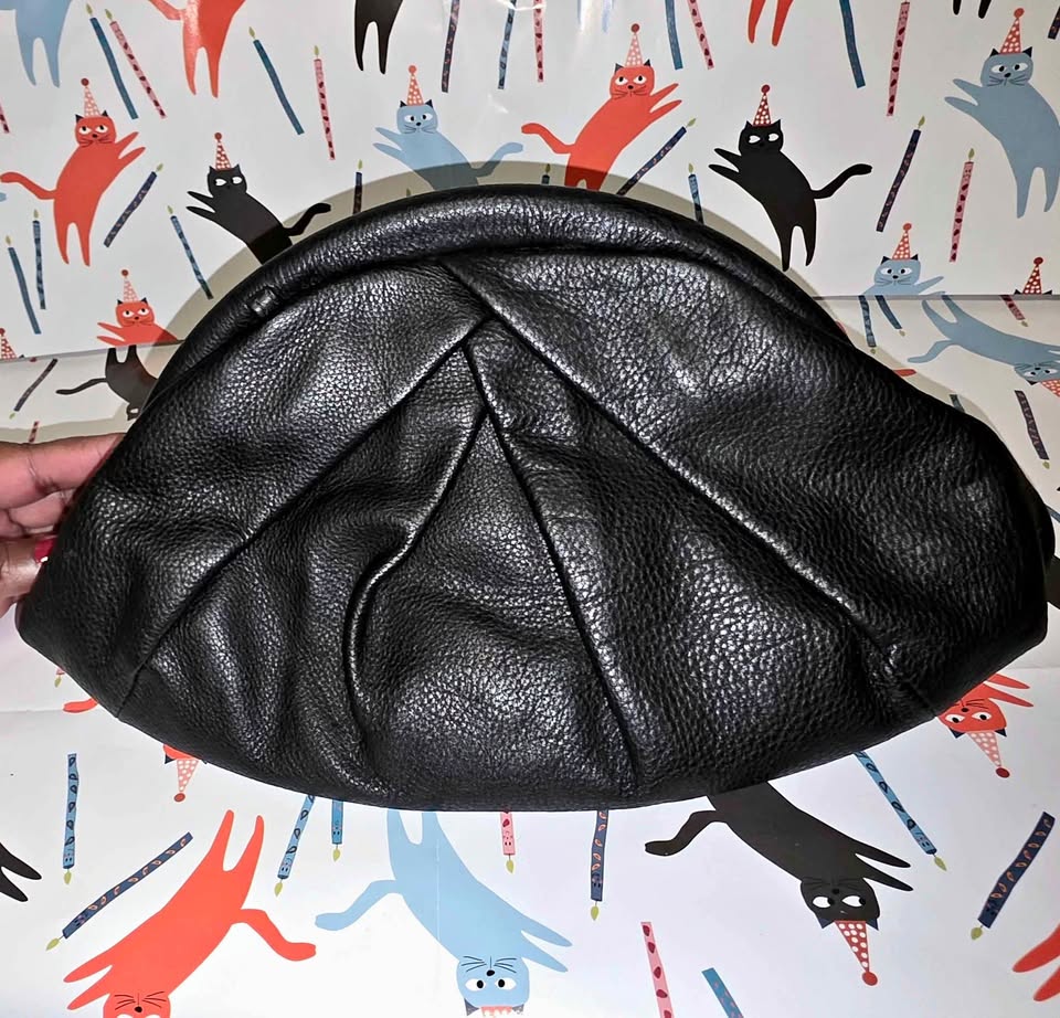 Brand New 100% Leathe Clutch