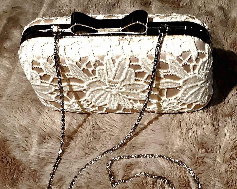 Elegant White Crochet Clutch from PRECIS!
