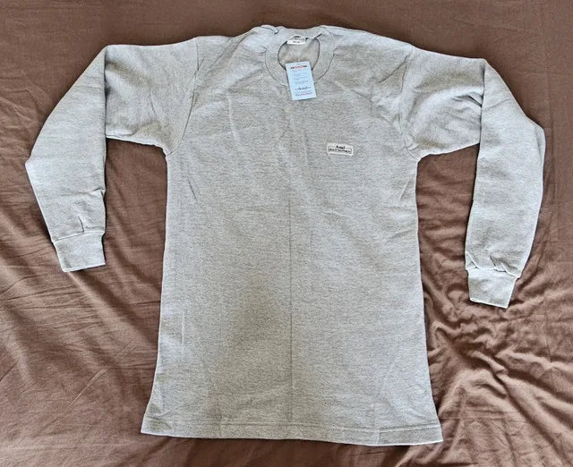BRAND NEW Men's Thermal Long Sleeve T-Shirt (Large) thumbnail