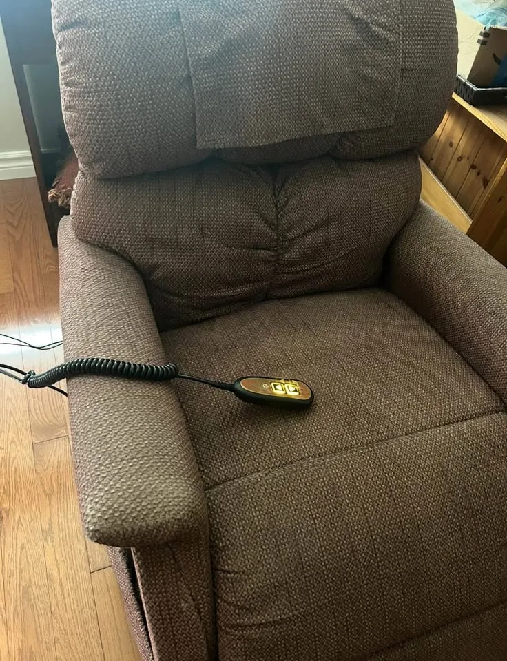 Golden Technologies Comforter Lift Chair image indicator(3)