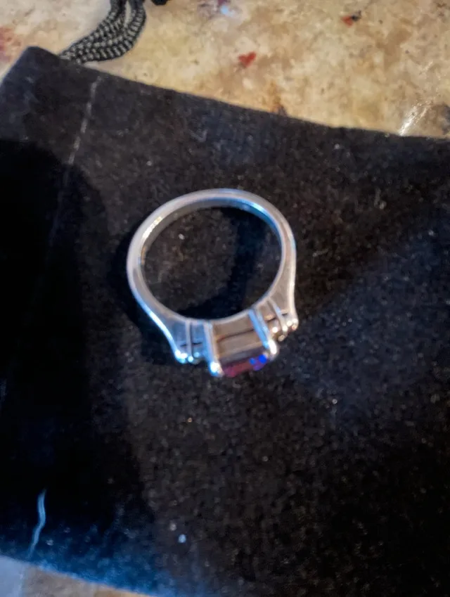 Amethyst & Diamond Ring from the 1960’s image indicator(2)