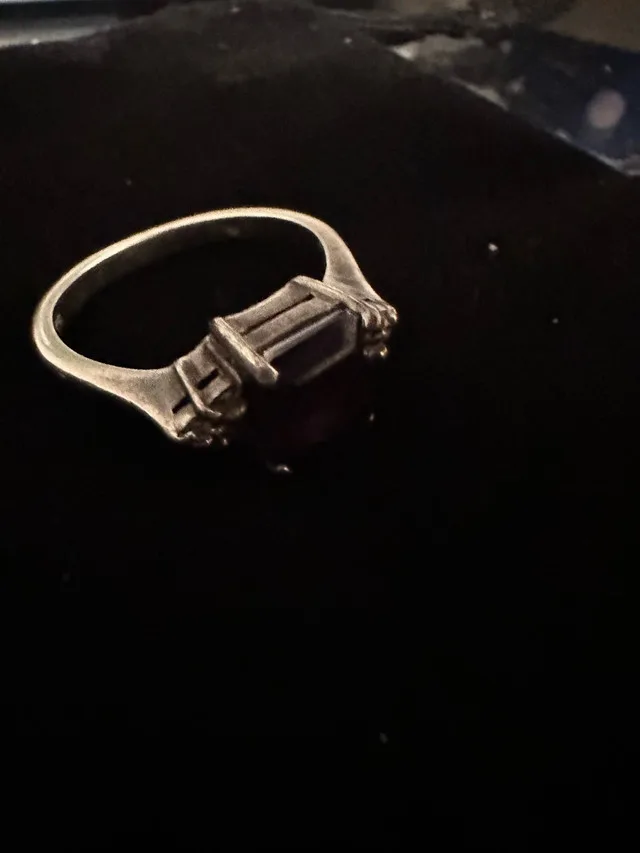 Amethyst & Diamond Ring from the 1960’s image indicator(4)