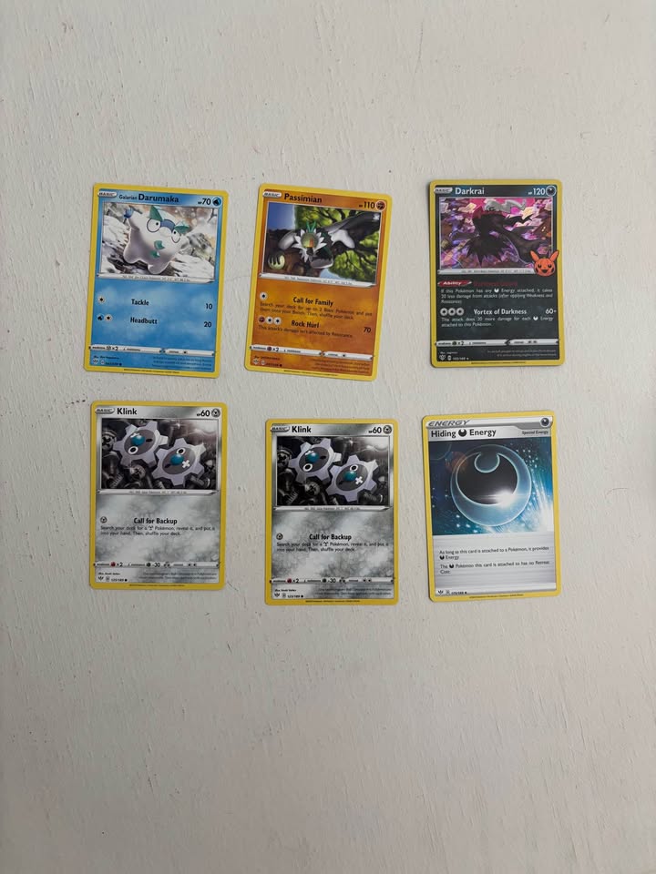 Pokémon Trading Cards Darkness Ablaze 5/189, 6 cards total