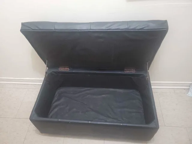 Storage Ottoman image indicator(2)