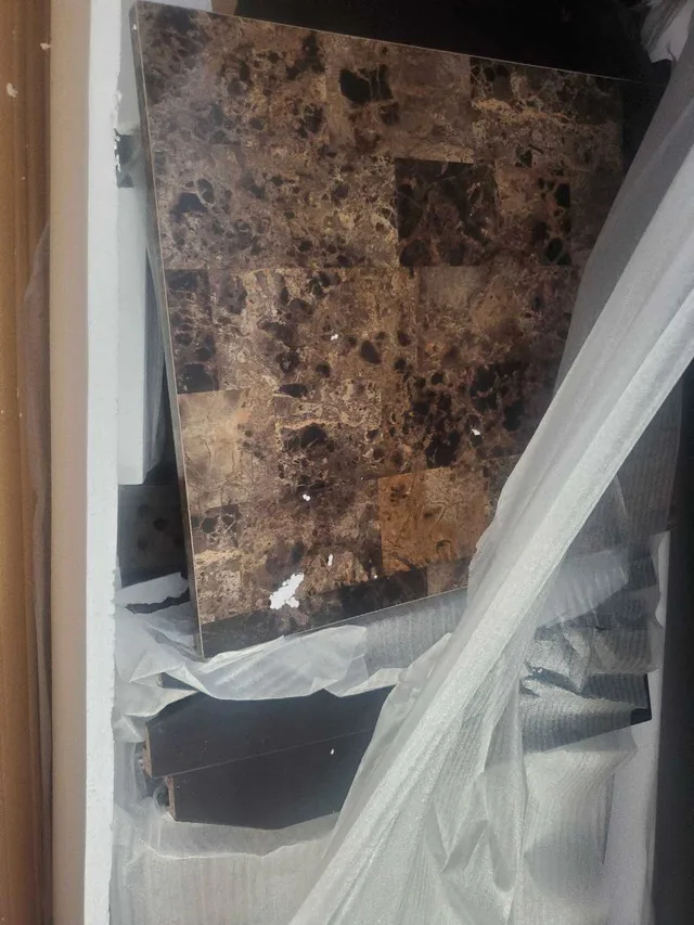 Coffee and End Table Set image indicator(4)