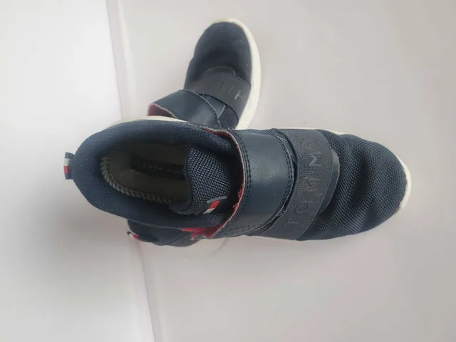 Tommy Hilfiger Shoes - Size 2 image indicator(2)