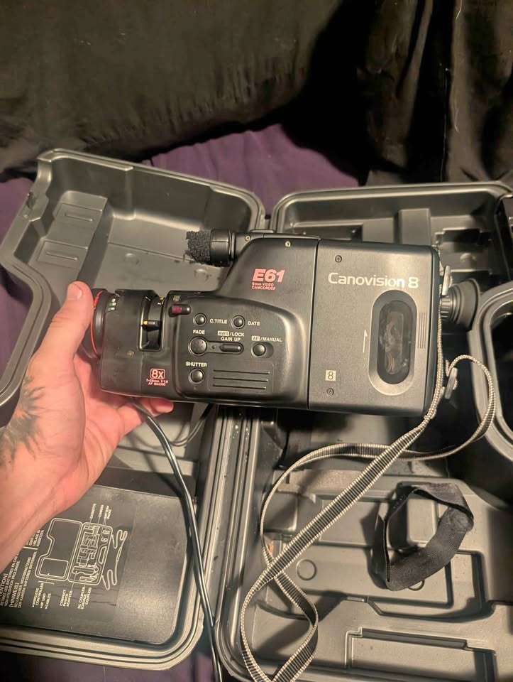 Vintage Canon E61 recorder