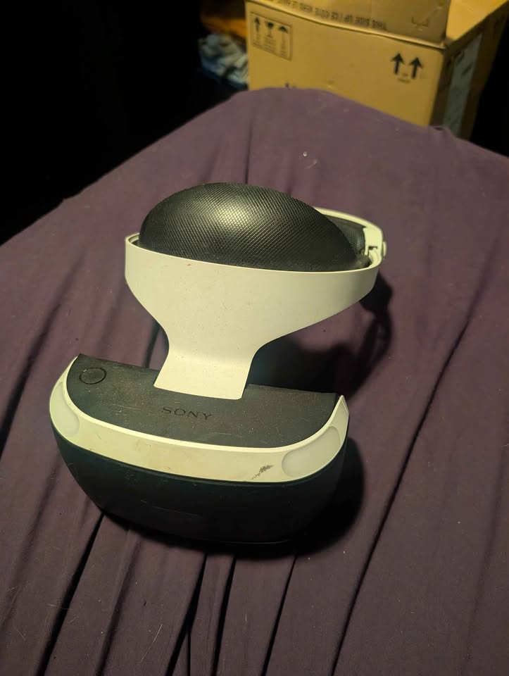 Ps VR headset for parts - photo 2