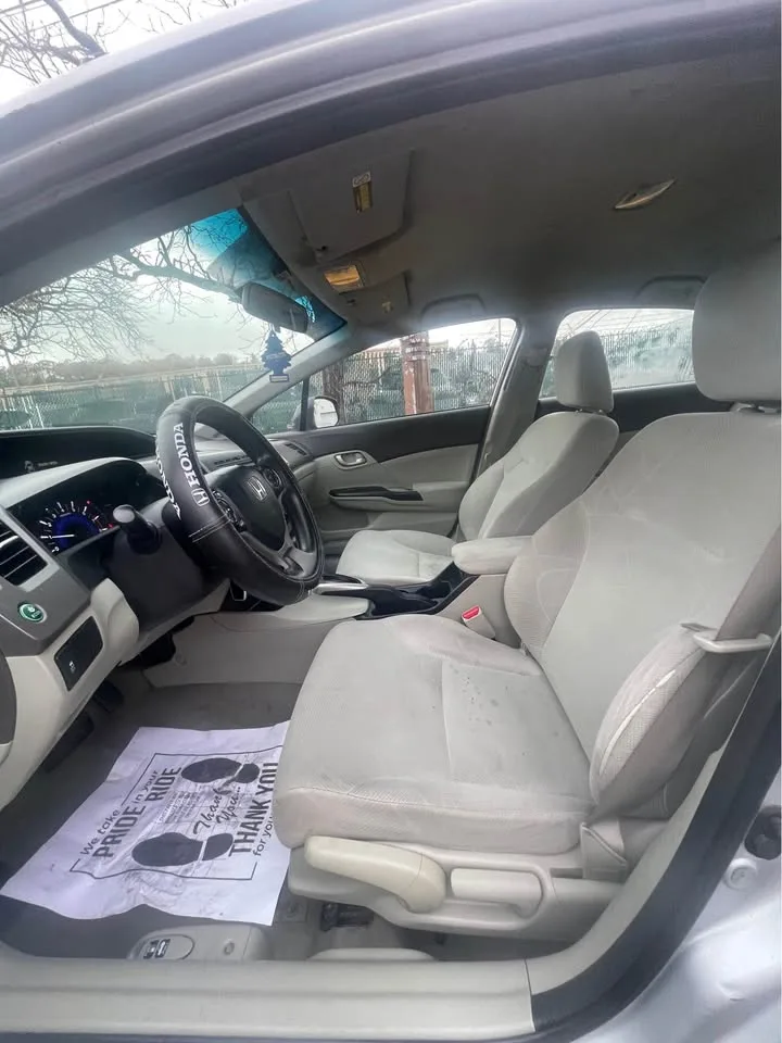 2012 Honda Civic · EX Sedan 4D image indicator(10)