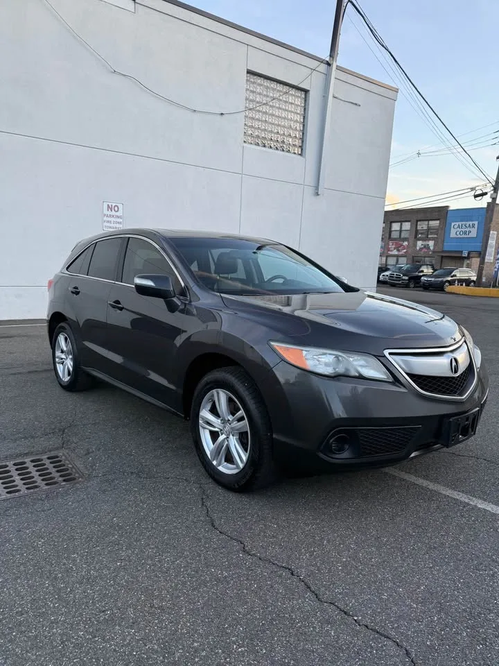 2015 Acura RDX · Sport Utility 4D image indicator(2)