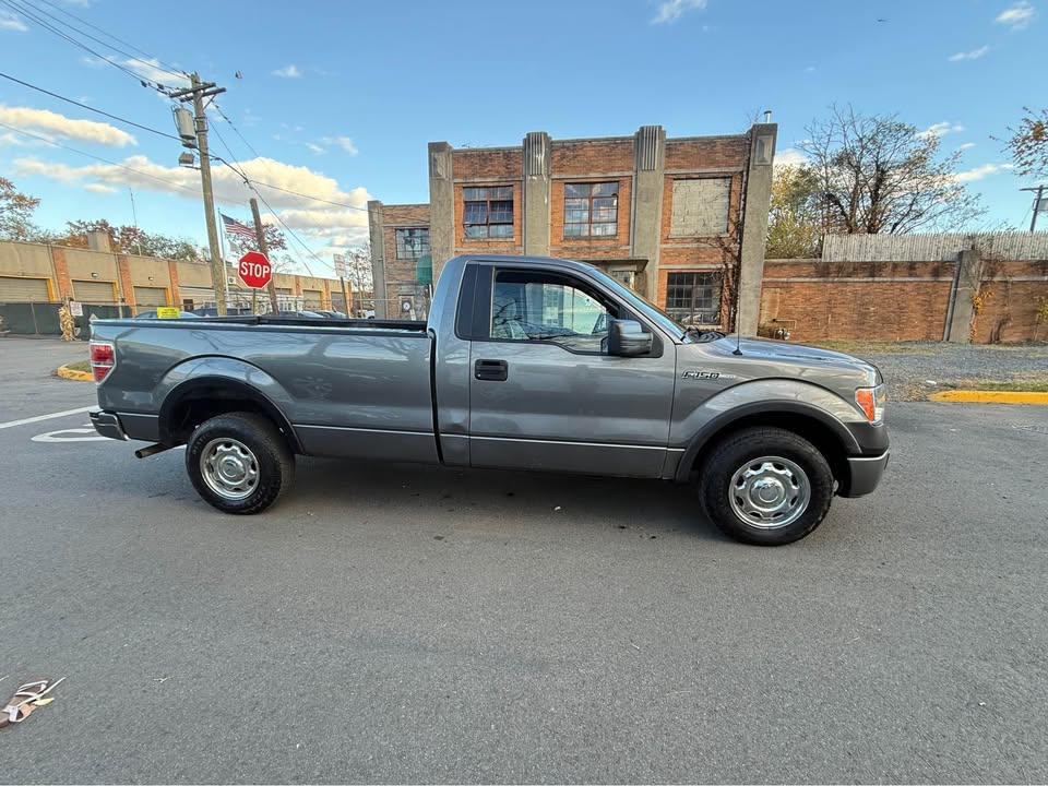 2014 Ford F-150 · XL Pickup 2D 6 1/2 ft - photo 5