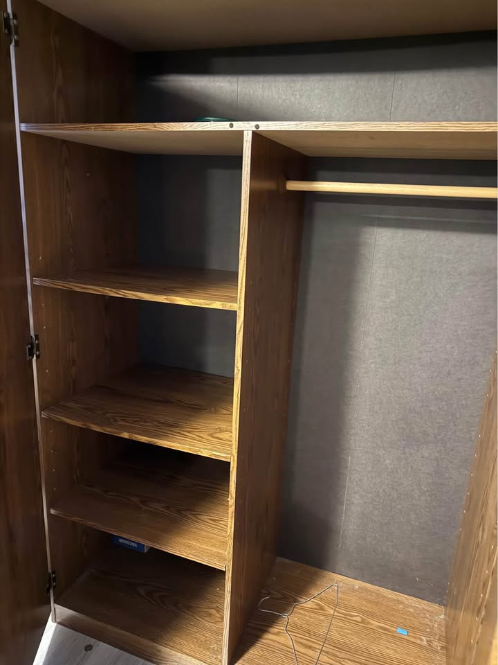 Wardrobe - photo 2