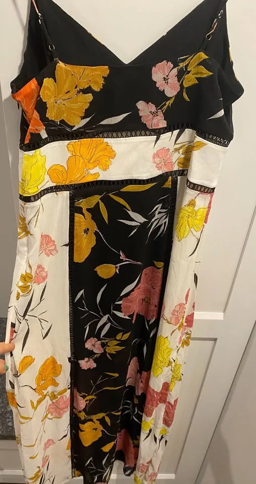 Guess Floral Maxi Dress- Medium image indicator(2)