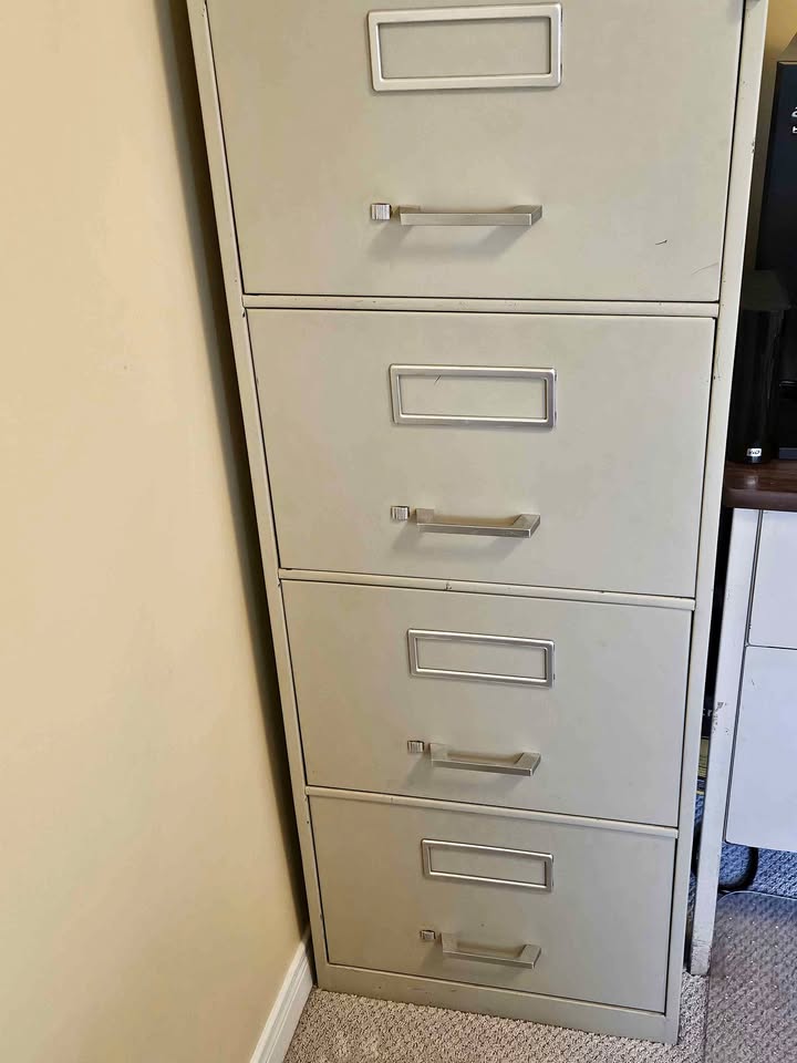 Vintage Metal Filing Cabinet - 4 Drawers