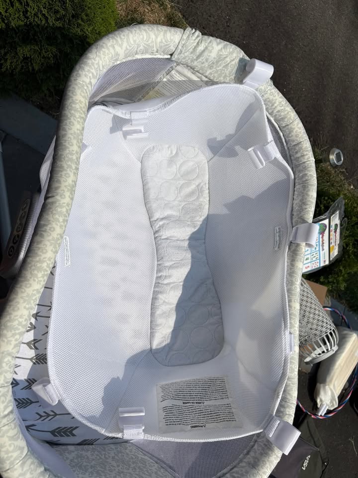 Halo bassinest swivel sleeper - photo 3