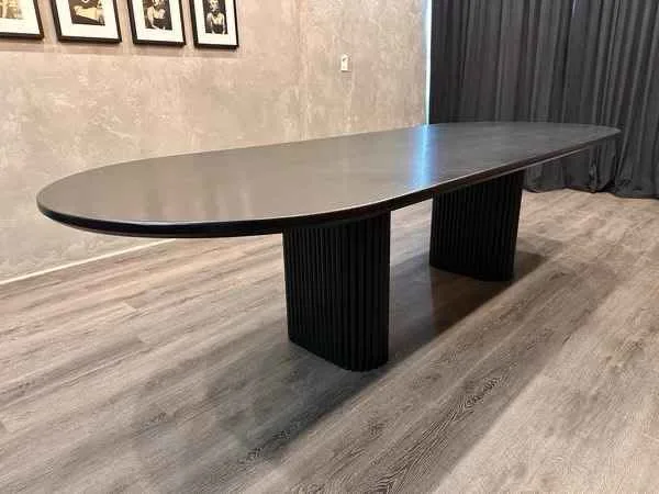 Oak Dining Table image indicator(3)