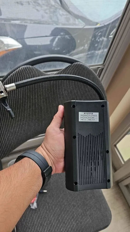 Corded Tire Inflator - Reliable and easy to use image indicator(2)