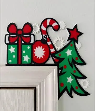 Christmas Door Corner / Door Topper.  Tree & Gifts image indicator(2)