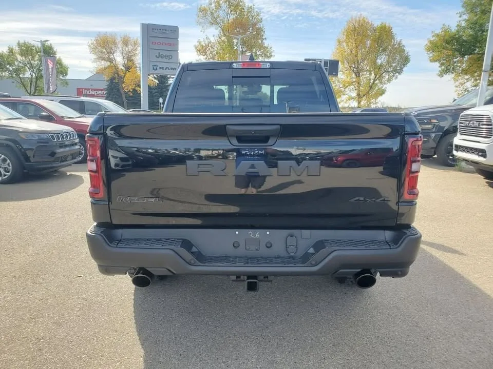 2026 Ram 1500 image indicator(3)