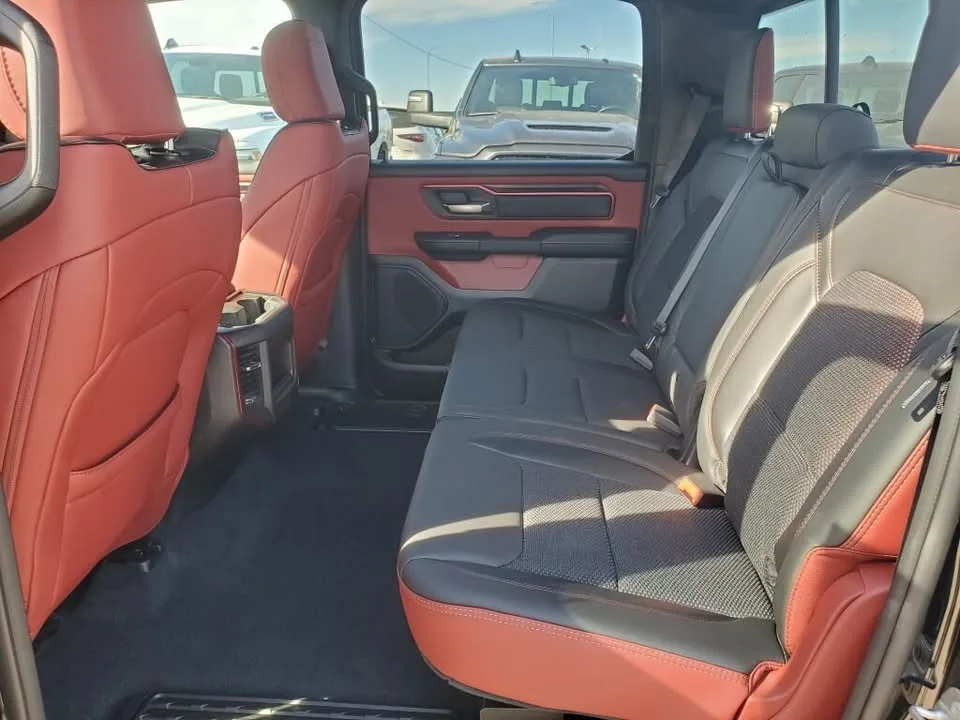 2026 Ram 1500 image indicator(6)