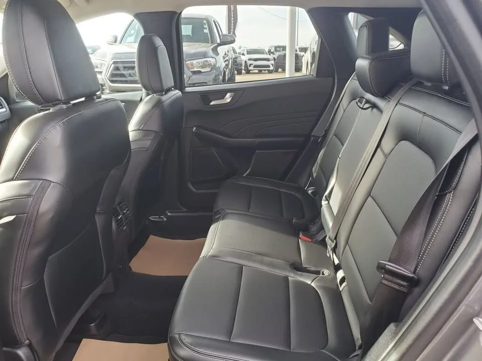 2024 Ford Escape image indicator(6)