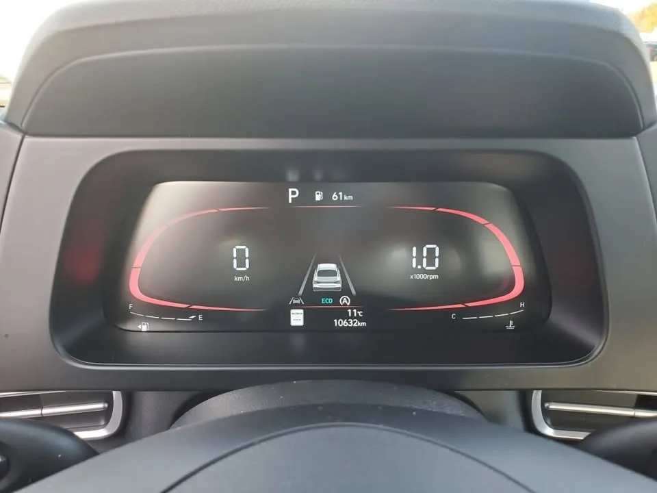 2025 Hyundai Elantra image indicator(10)